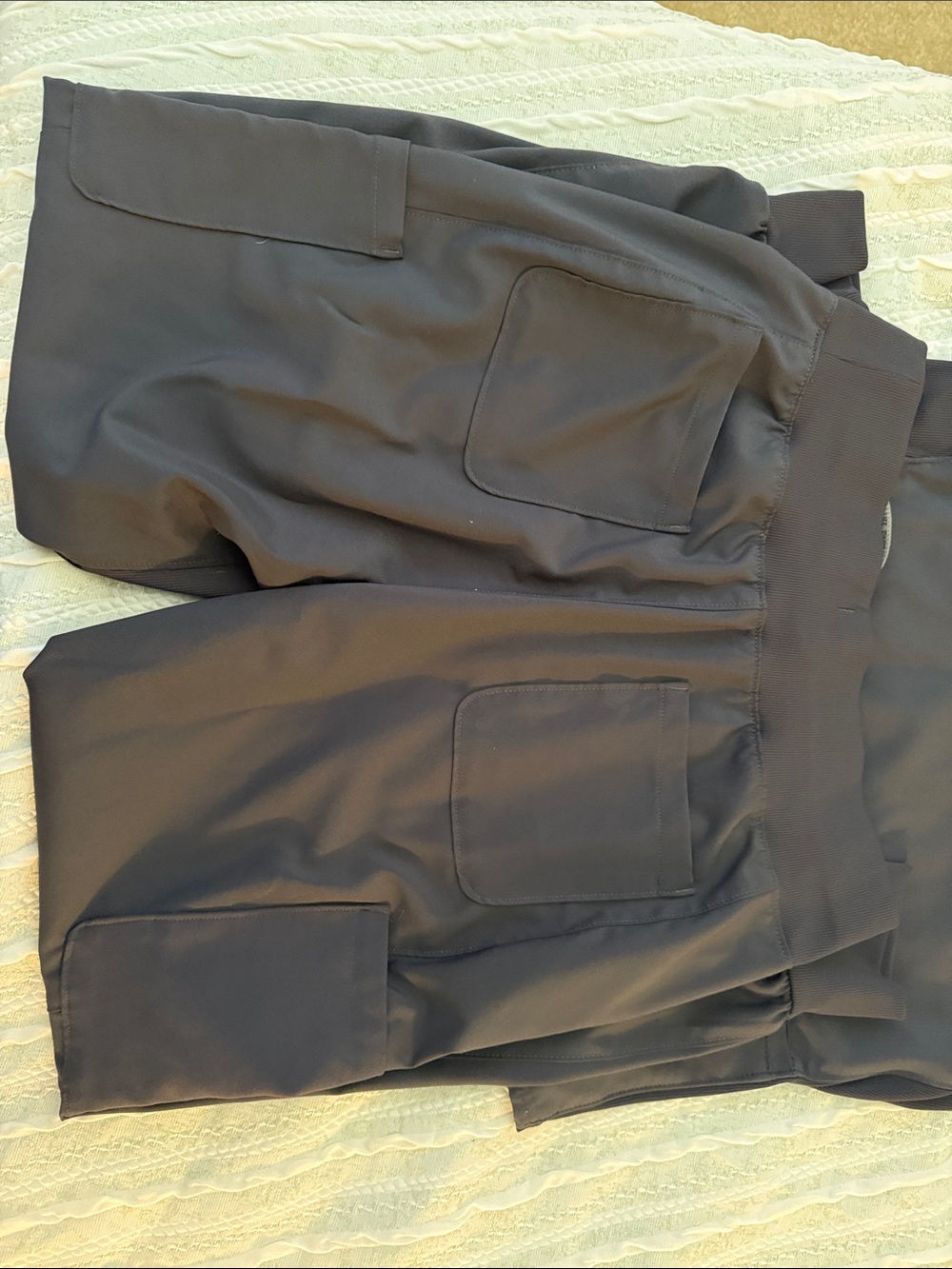 LANDAU Grey Women's V-Neck Scrub Top & Jogger Set - Picture 5 of 7